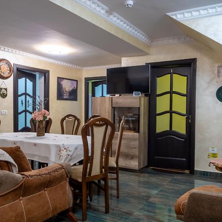 Casa Nicolas Buşteni Exterior foto